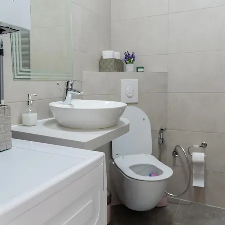 Apartment Luxapart Sirano Centar *