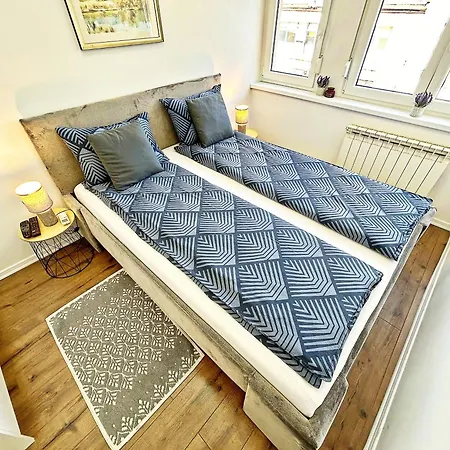 Luxapart Sirano Centar Apartment *